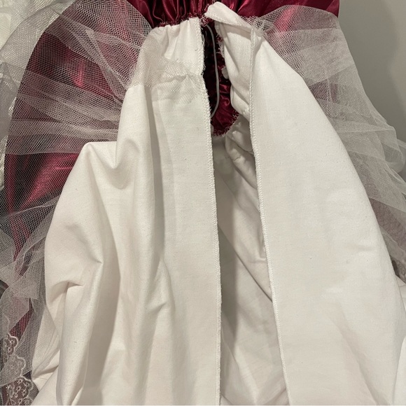 Burgundy with cream lace trim long dress size 5 - Picture 9 of 11